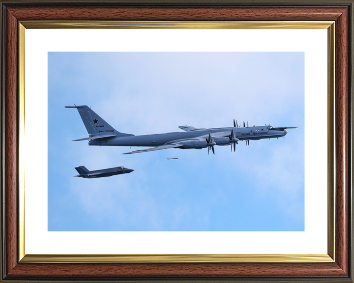 Royal Navy F-35B Intercepts a Russian Tupolev Tu-142 2026