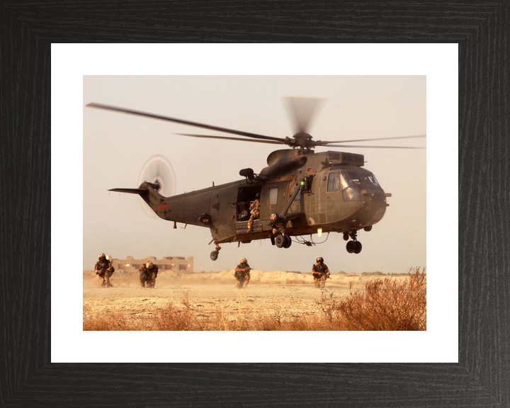Royal Navy Sea King HC4 846 NAS Army Patrol Basra July 2003