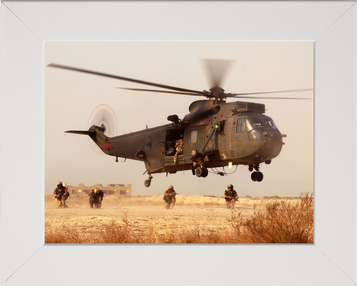Royal Navy Sea King HC4 846 NAS Army Patrol Basra July 2003