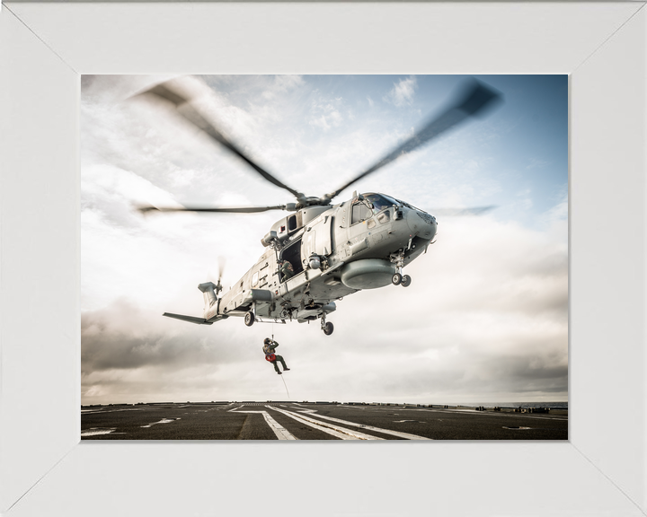 Royal Navy Merlin 829 NAS Winching HMS St Albans c2017