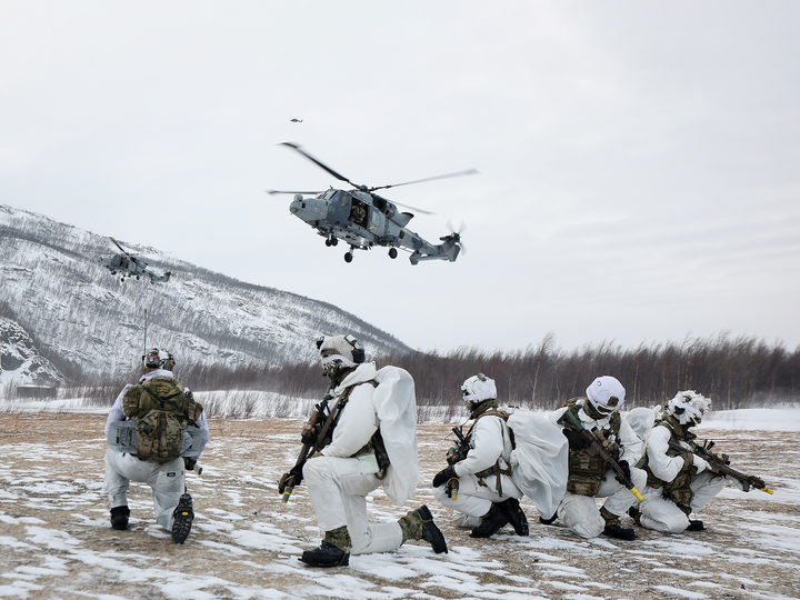 Royal Marines With Wildcat Helicopters in Norway Photo Print 40 Commando Wall Art Military Poster Posters, Prints, & Visual Artwork Hampshire Prints 6 x 4 No Frame No