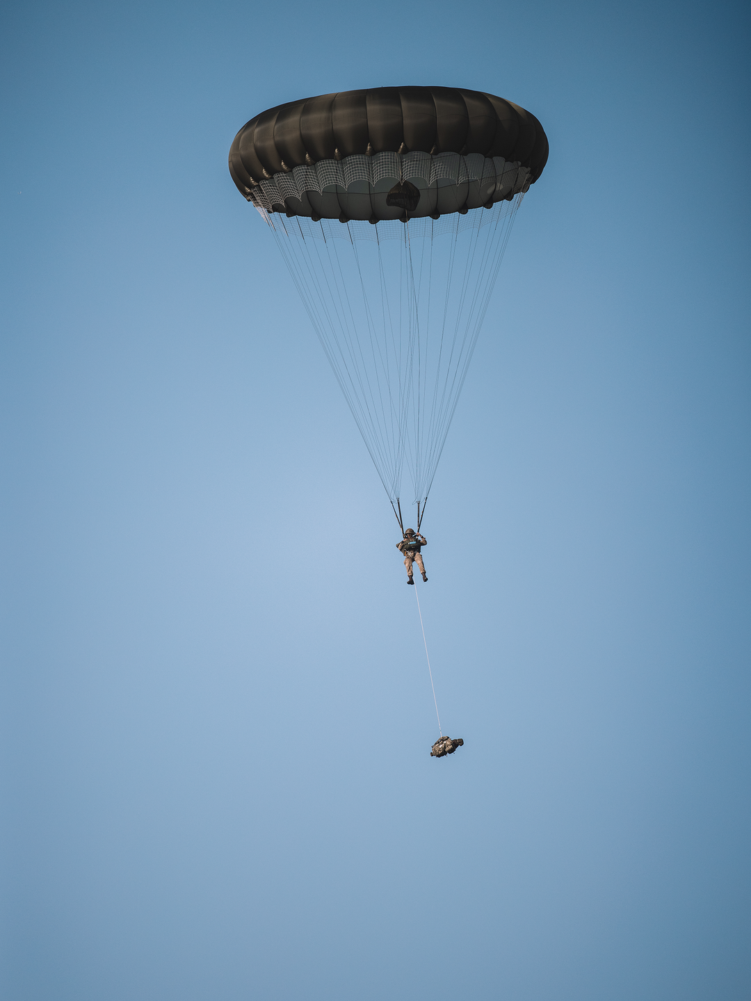 British Army Paratrooper Under Canopy 2026 Photo Print Wall Art Military Decor Posters, Prints, & Visual Artwork Hampshire Prints 6 x 4 No Frame No