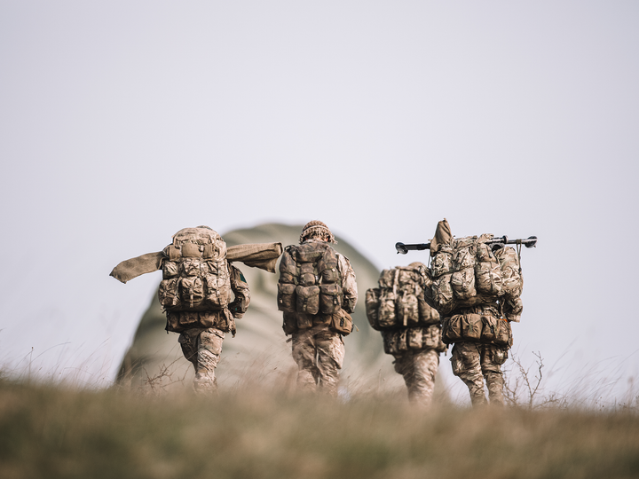Four British Army Paratroopers Portrait 2026 Photo Print Wall Art Military Decor Posters, Prints, & Visual Artwork Hampshire Prints 6 x 4 No Frame No