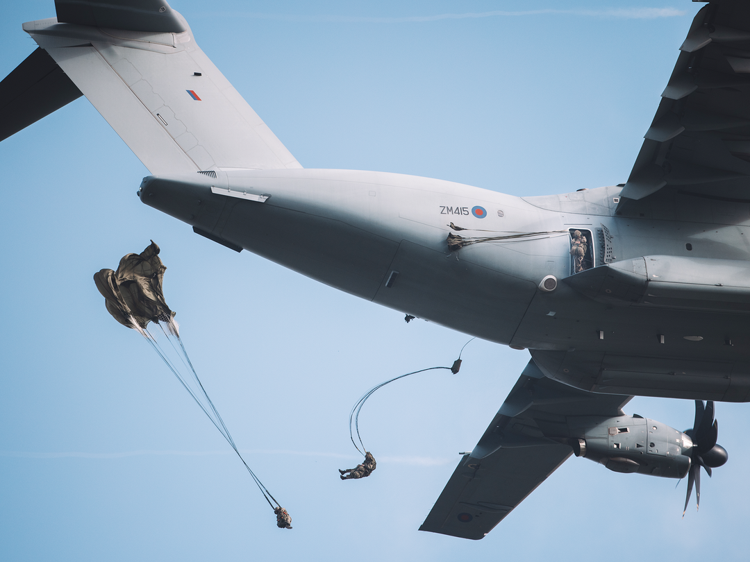 British Army Parachute Regiment Soldiers Deploy From An RAF A400M Atlas Photo Print Wall Art Posters, Prints, & Visual Artwork Hampshire Prints 6 x 4 No Frame No