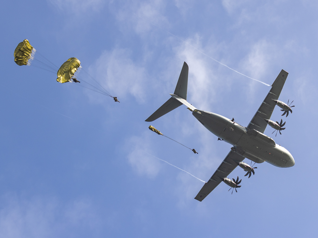 British Army Parachute Regiment Soldiers Jump From An RAF A400M Atlas Photo Print Wall Art Posters, Prints, & Visual Artwork Hampshire Prints 6 x 4 No Frame No