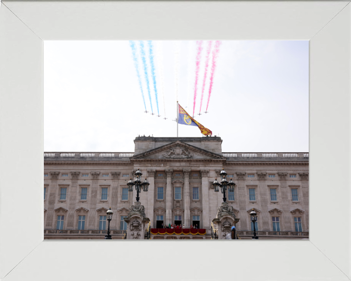 RAF Red Arrows Buckingham Palace flyover Photo Print - Royal Air Force Aircraft Hampshire Prints 10 x 8 White Frame No