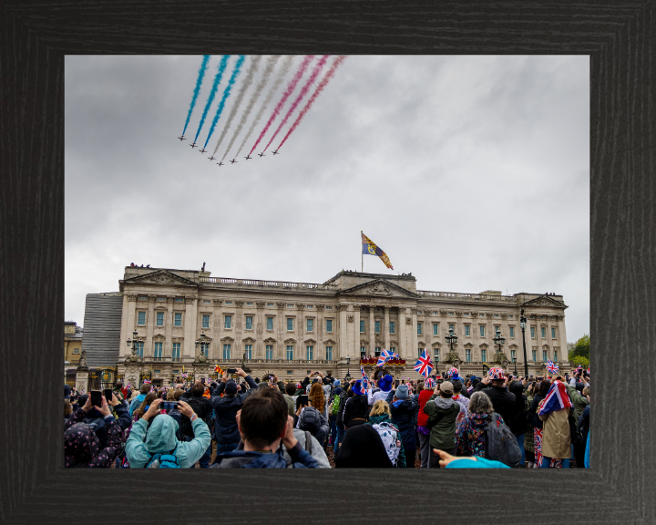 RAF Red Arrows Buckingham Palace flyover Photo Print - Royal Air Force Aircraft Hampshire Prints 10 x 8 Black Frame No
