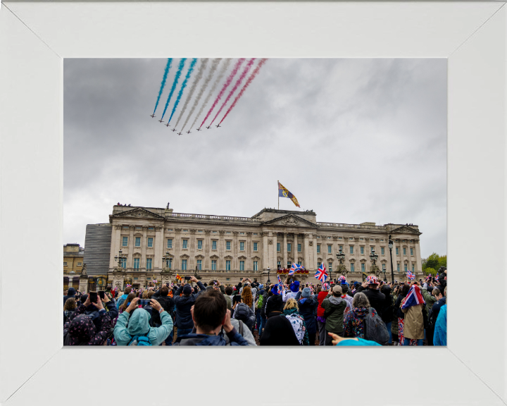 RAF Red Arrows Buckingham Palace flyover Photo Print - Royal Air Force Aircraft Hampshire Prints 10 x 8 White Frame No