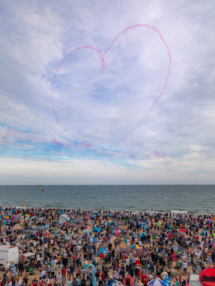 RAF Red Arrows Heart Display over Bournemouth Beach Photo Print - Royal Air Force Aircraft Hampshire Prints 6 x 4 No Frame No