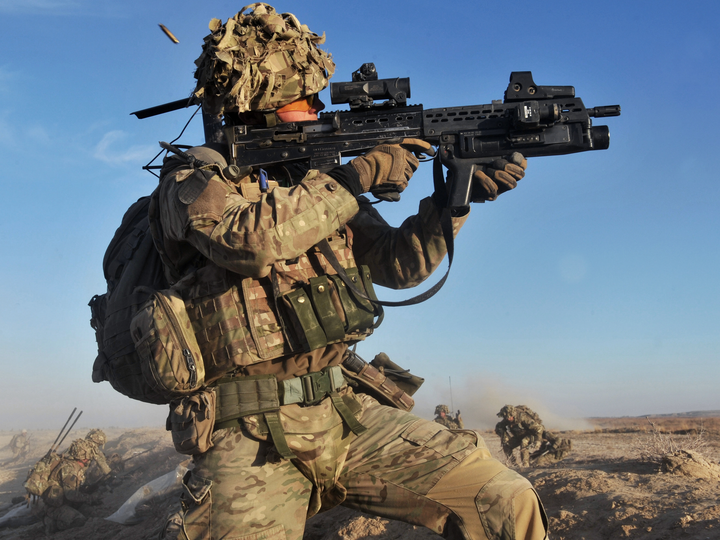 British Army Soldier Firing SA-80 Afghanistan 2013