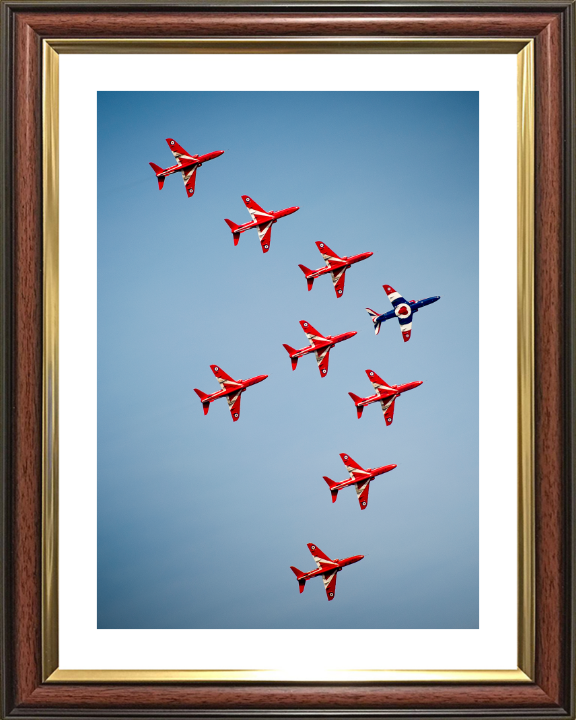 RAF Red Arrows in Formation Photo Print - Royal Air Force Aircraft Hampshire Prints 10 x 8 Classic Frame Yes
