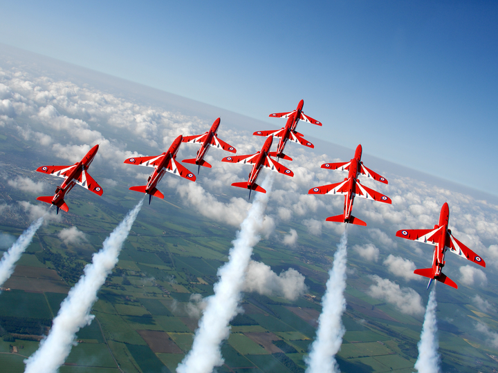RAF Red Arrows in Formation Photo Print - Royal Air Force Aircraft Hampshire Prints 6 x 4 No Frame No
