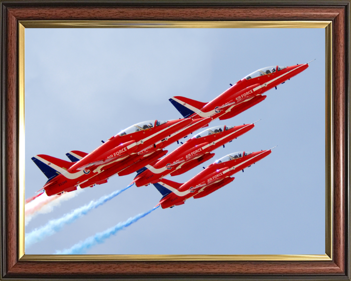 RAF Red Arrows in Formation Closeup Photo Print - Royal Air Force Aircraft Hampshire Prints 10 x 8 Classic Frame No