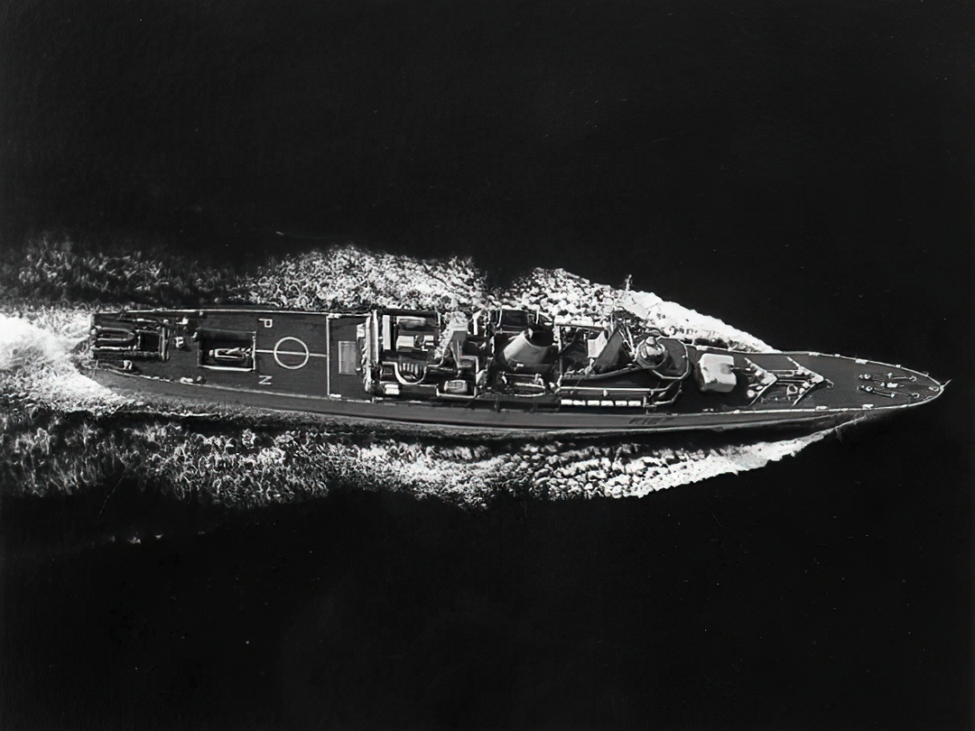 HMS Penelope F127 Leander Class Frigate May 1970 Photo Print - Posters, Prints, & Visual Artwork - by Hampshire Prints (image 1 of 9)