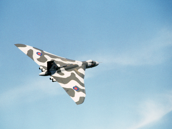 RAF Vulcan bomber in Flight 1988