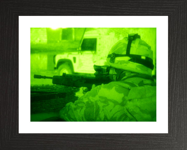 British Army Duke of Wellington's Regiment Night Vision Iraq 2005