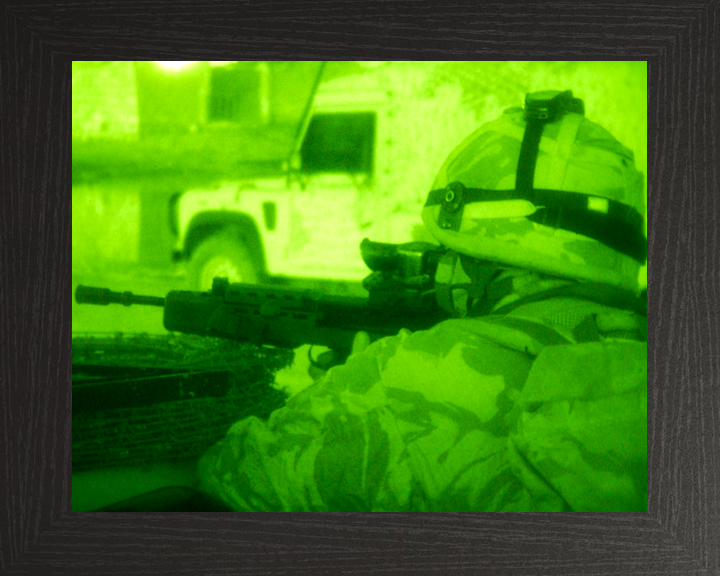 British Army Duke of Wellington's Regiment Night Vision Iraq 2005