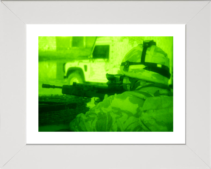 British Army Duke of Wellington's Regiment Night Vision Iraq 2005