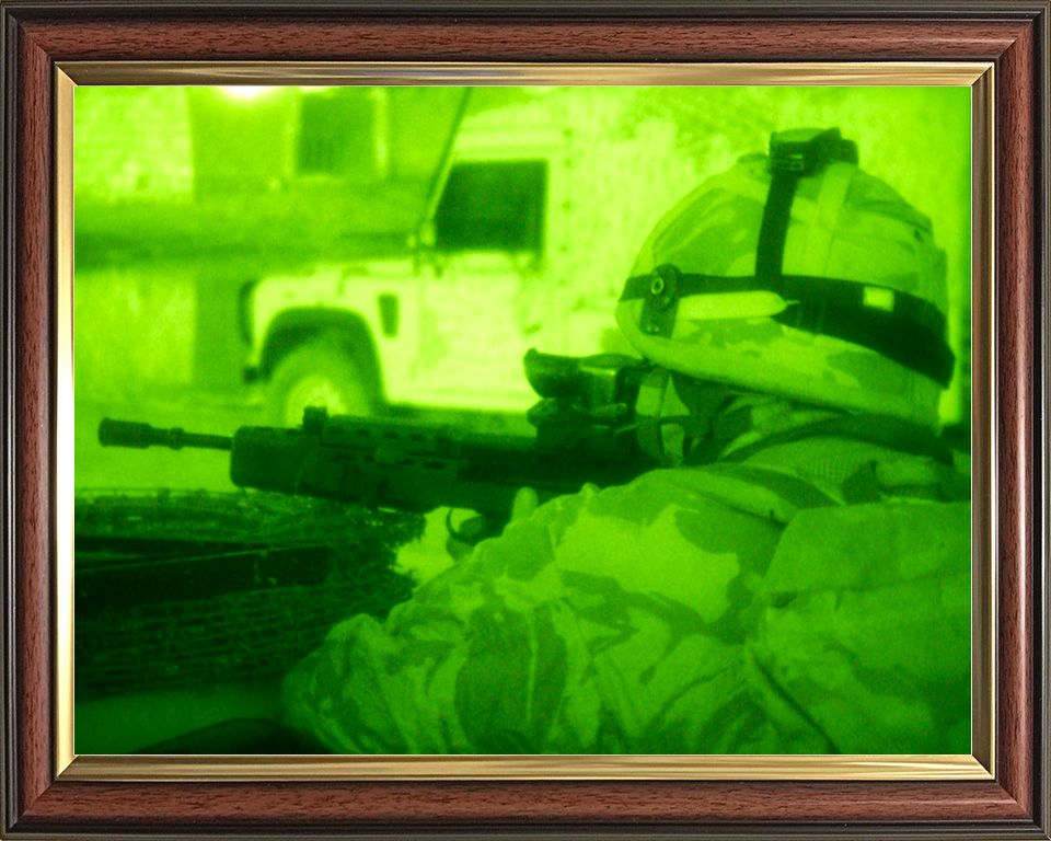British Army Duke of Wellington's Regiment Night Vision Iraq 2005
