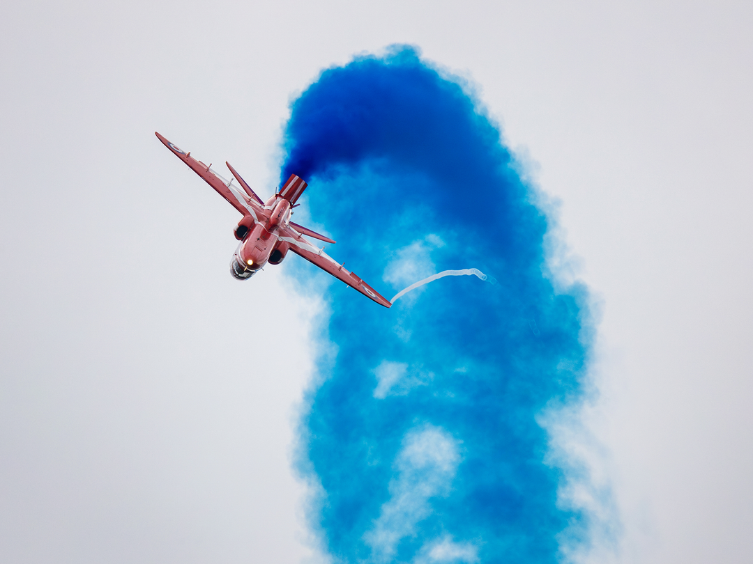 RAF Red Arrows Jet Inverted with Blue Smoke Photo Print - Royal Air Force Aircraft Posters, Prints, & Visual Artwork Hampshire Prints 6 x 4 No Frame No