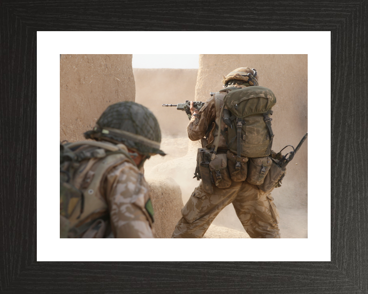 British Army 3 PARA Returns Fire Oqab Tsuka August 2008