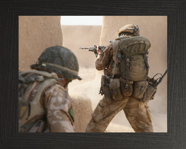 British Army 3 PARA Returns Fire Oqab Tsuka August 2008
