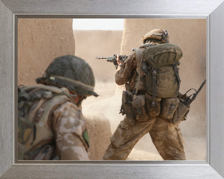 British Army 3 PARA Returns Fire Oqab Tsuka August 2008