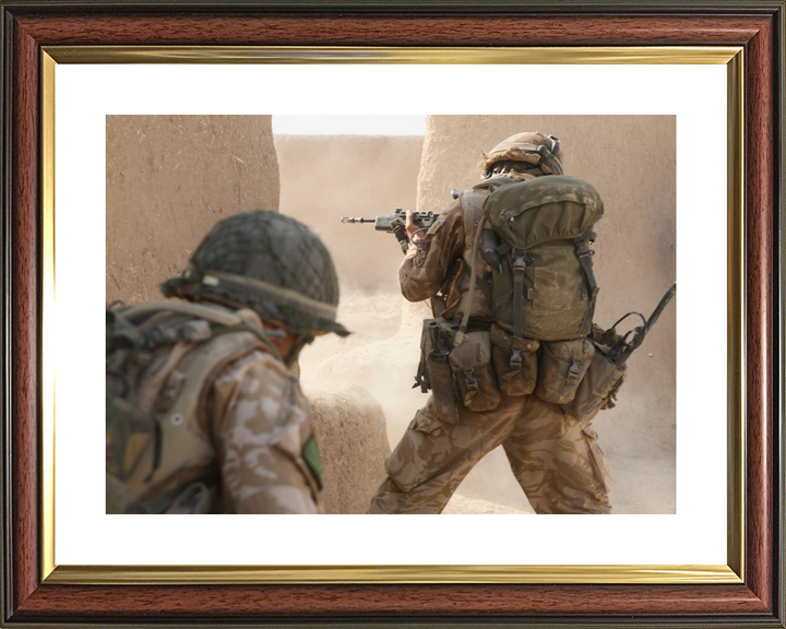 British Army 3 PARA Returns Fire Oqab Tsuka August 2008