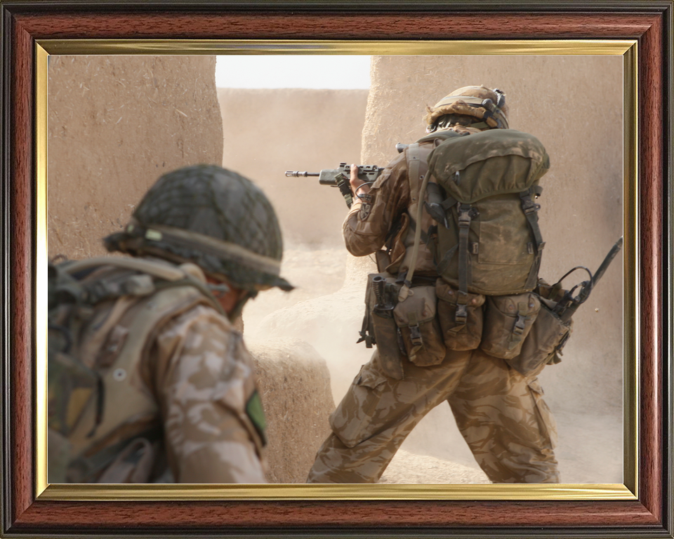 British Army 3 PARA Returns Fire Oqab Tsuka August 2008