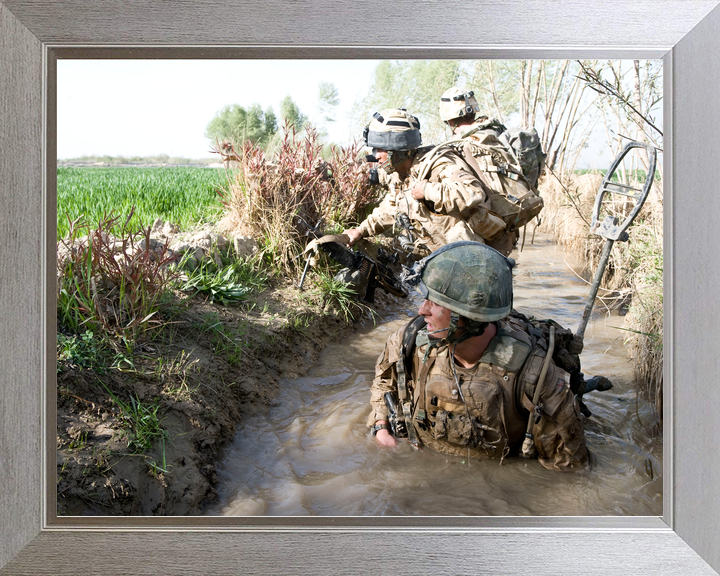British Army 1 RIFLES Wading Ditch Op Tor Tapus March 2009