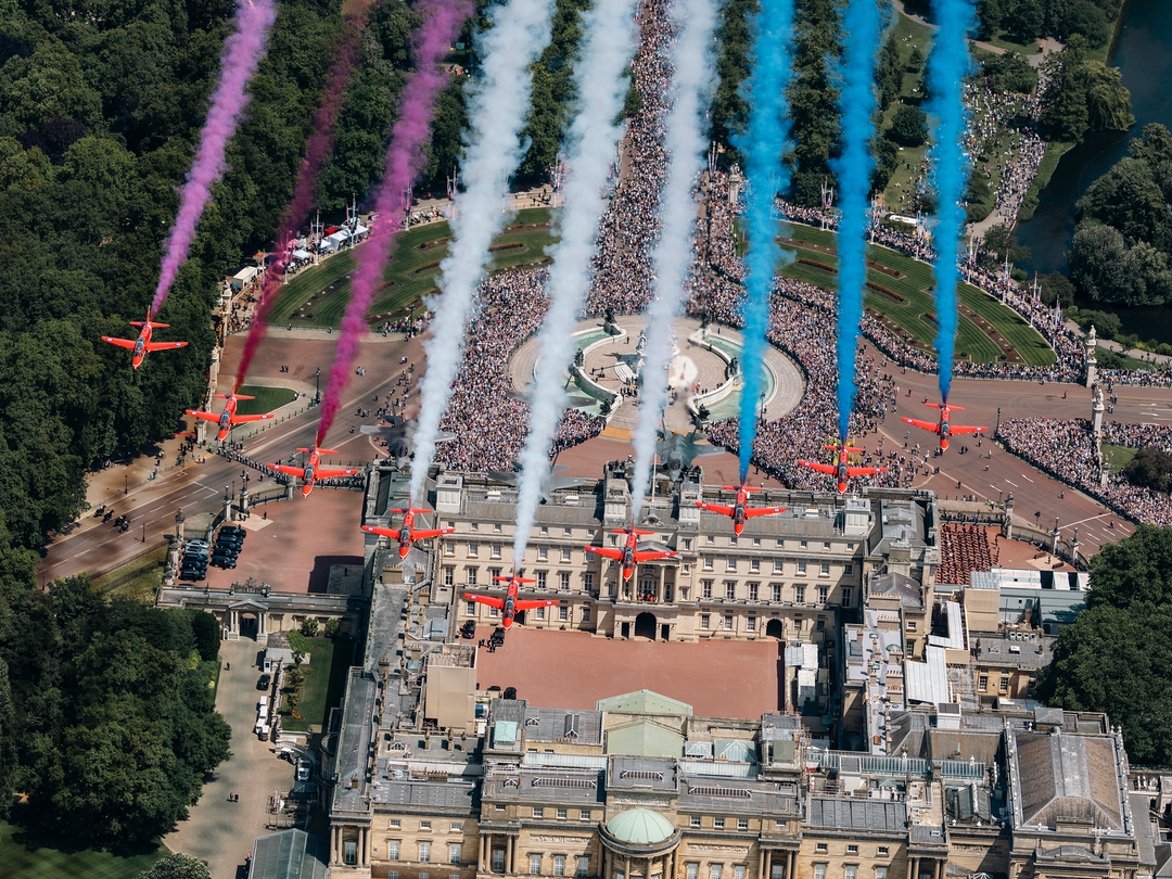 RAF Red Arrows Flyover Buckingham Palace 2026 Photo Print - Posters, Prints, & Visual Artwork - by Hampshire Prints (image 1 of 9)