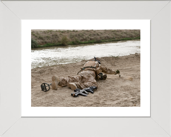 British Army Soldier IED Search Garmsir March 2009