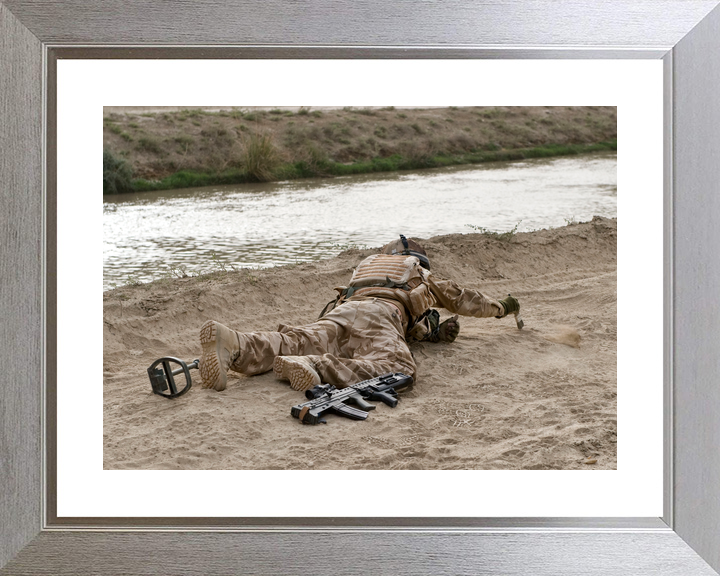 British Army Soldier IED Search Garmsir March 2009