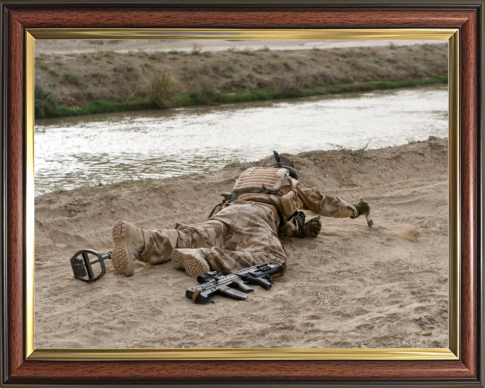 British Army Soldier IED Search Garmsir March 2009