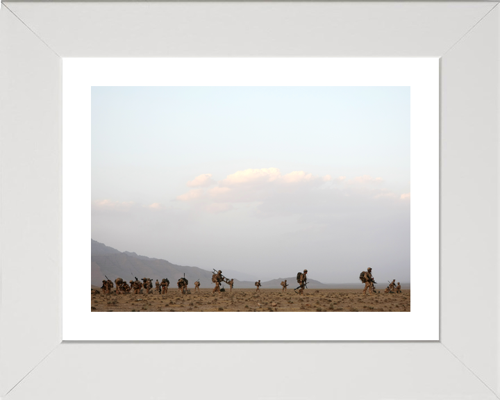 British Army 3 SCOTS Fan Out After Landing Sangin May 2009
