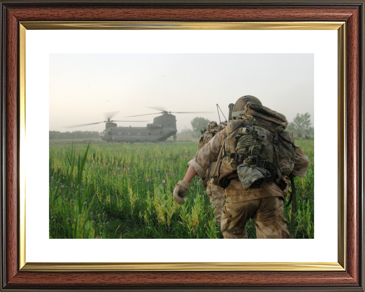 British Army 1 Coldstream Guards Run to Chinook Babaji April 2010