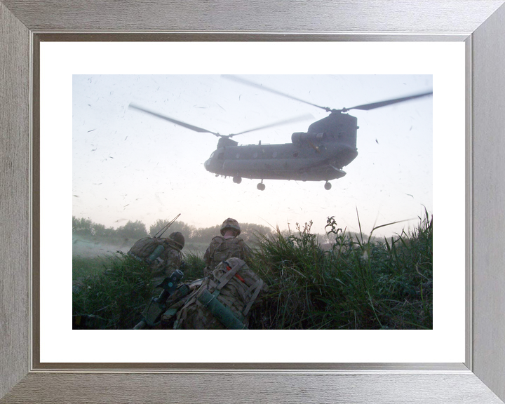 British Army 1 Coldstream Guards Chinook Overhead April 2010