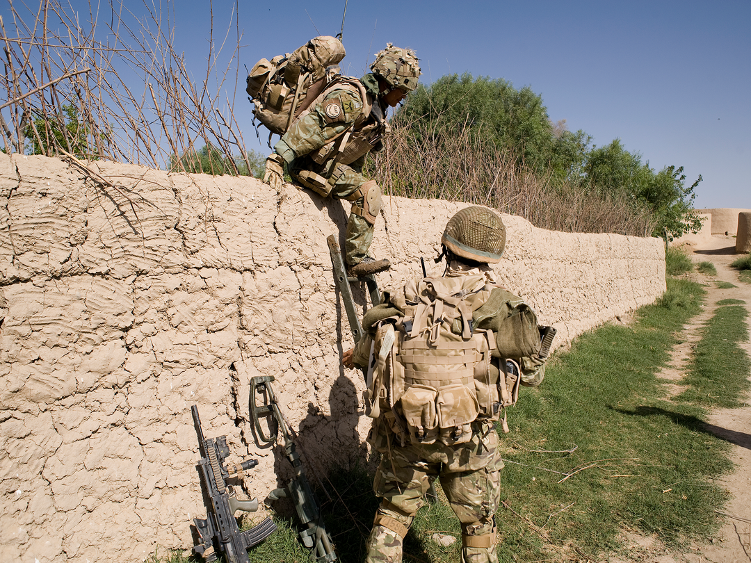 British Army 1 RGR Gurkhas Climb Wall Nahr-e Saraj June 2010