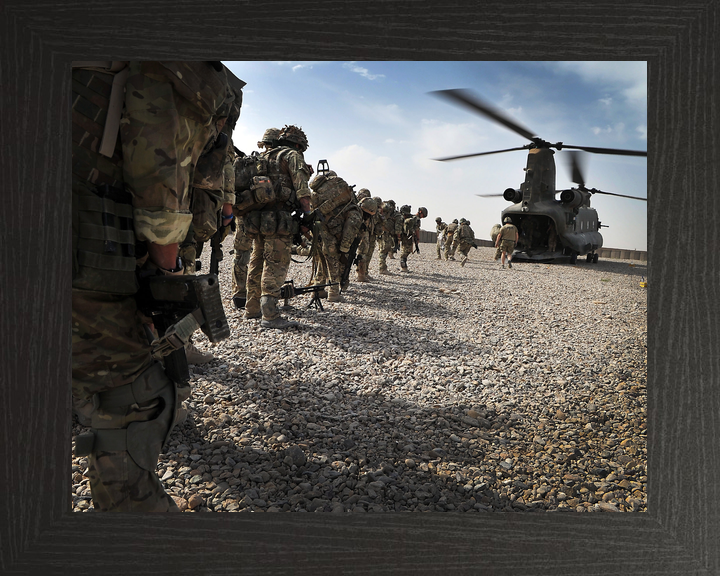 British Army 1 RIFLES Board Chinook Omid Haft 2011