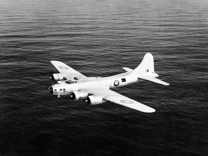 RAF Boeing Fortress Mk IIA in Flight Photo Print - Royal Air Force Aircraft Hampshire Prints 6 x 4 No Frame No
