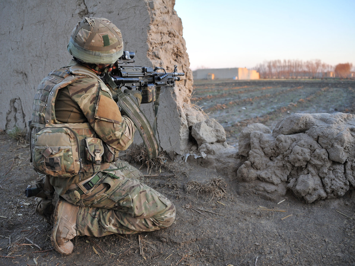 British Army 1 YORKS Machine Gunner Helmand January 2012