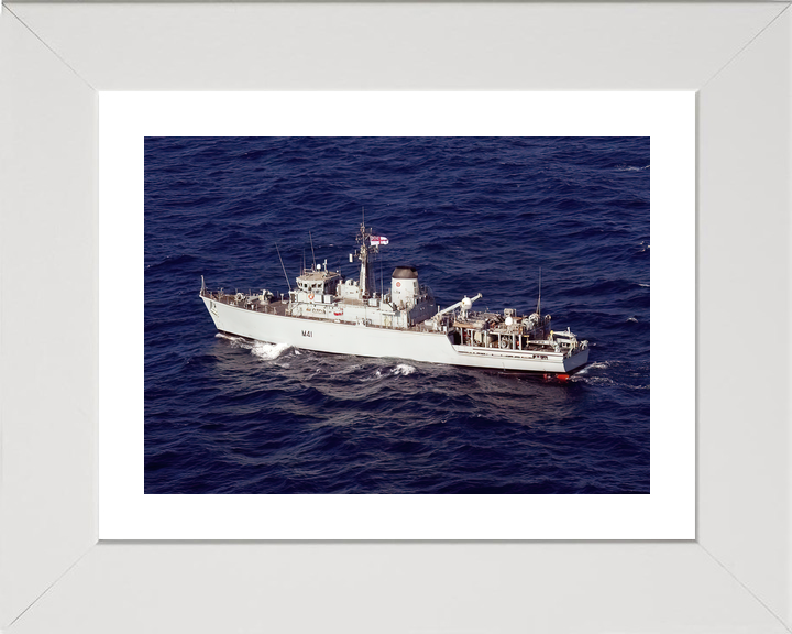 HMS Quorn M41 Hunt Class Minehunter August 2011 Port Beam View Photo Print - Posters, Prints, & Visual Artwork - by Hampshire Prints (image 4 of 9)
