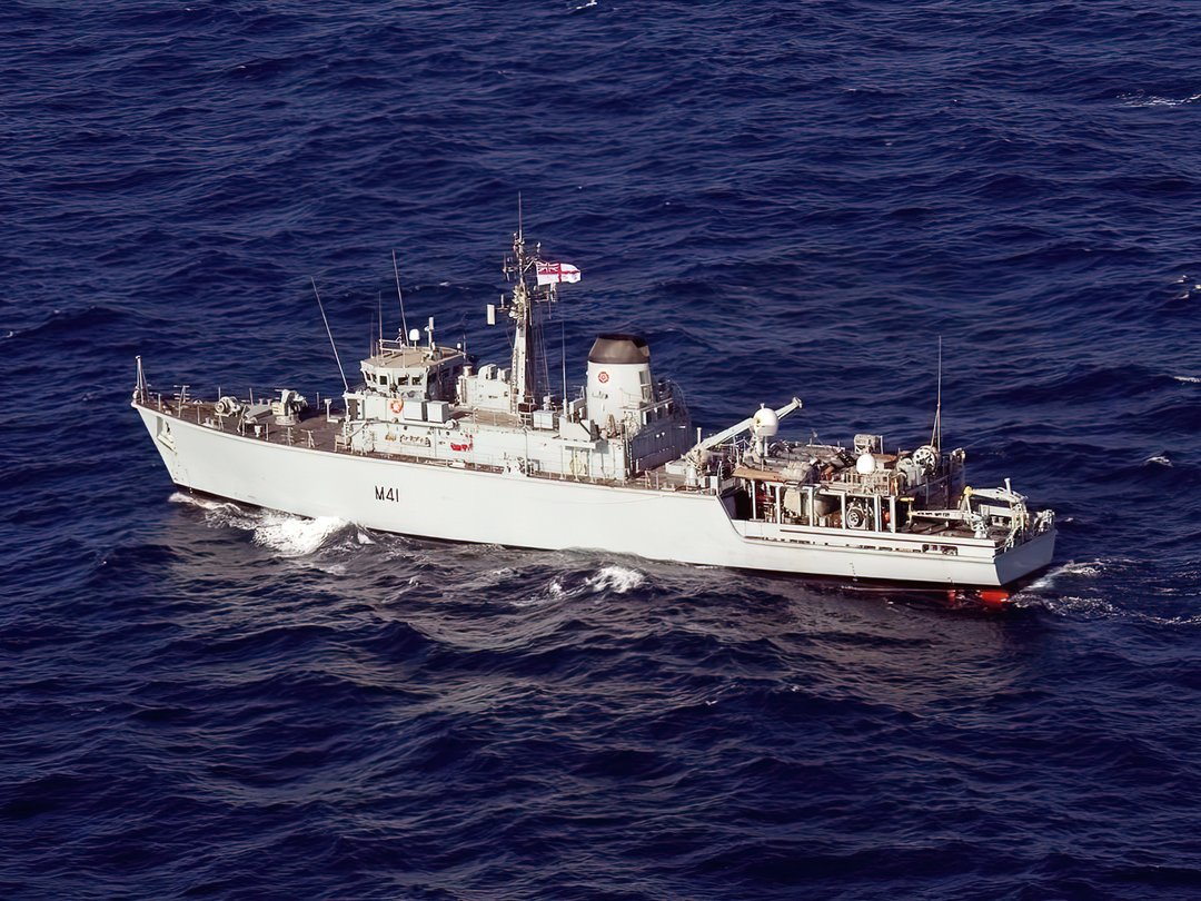 HMS Quorn M41 Hunt Class Minehunter August 2011 Port Beam View Photo Print - Posters, Prints, & Visual Artwork - by Hampshire Prints (image 1 of 9)