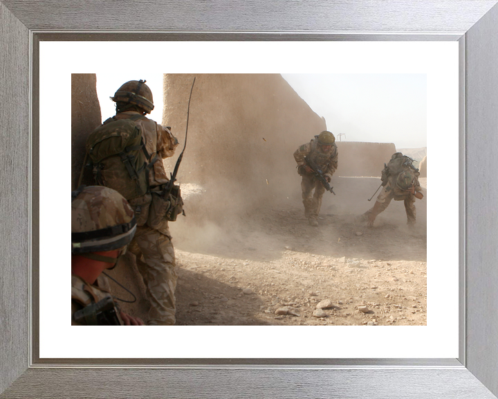 British Army 3 PARA Under Fire Oqab Tsuka August 2008