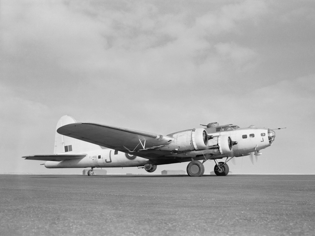 RAF Boeing B-17 Fortress IIA at Benbecula 1944 Photo Print - Royal Air Force Aircraft Posters, Prints, & Visual Artwork Hampshire Prints 6 x 4 No Frame No