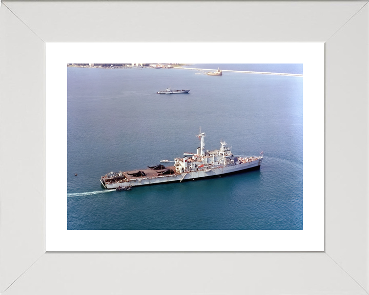 HMS Intrepid L11 Fearless Class Amphibious Ship May 1990 Photo Print - Posters, Prints, & Visual Artwork - by Hampshire Prints (image 4 of 9)