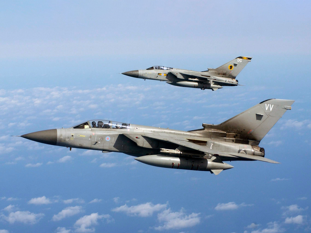 RAF Tornado F3s Over the Nevada Desert 2005 Royal Air Force Aircraft Photo Print Wall Art Aviation Decor UK Posters, Prints, & Visual Artwork Hampshire Prints 6 x 4 No Frame No