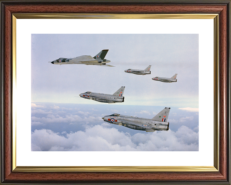 RAF Vulcan and four English Electric Lightning F.6 April 1968