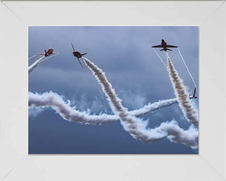RAF Red Arrows Hanna Hawks Smoke Weave February 2024