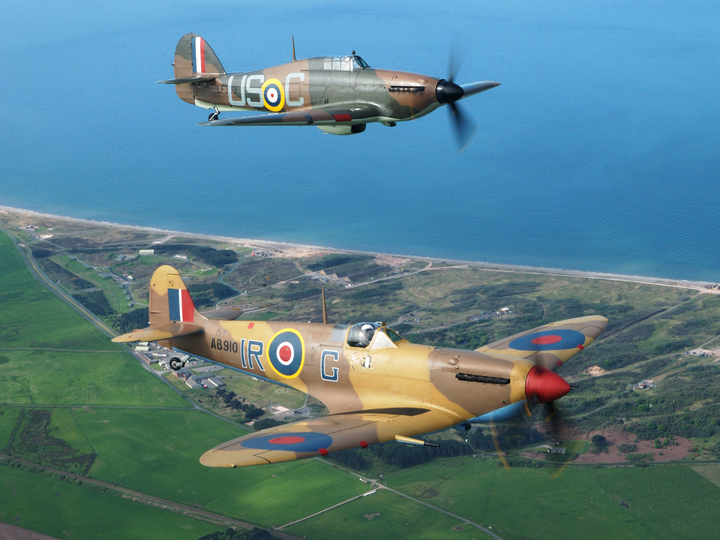 RAF Spitfire And Hurricane Planes in Flight 2005 Royal Air Force Aircraft Photo Print Wall Art Aviation Decor UK Posters, Prints, & Visual Artwork Hampshire Prints 6 x 4 No Frame No
